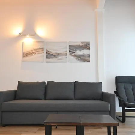 Apartament Homenfun Dalt Badalona