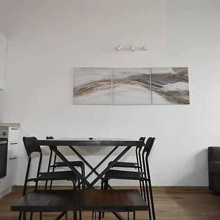 Homenfun Dalt Apartament Badalona